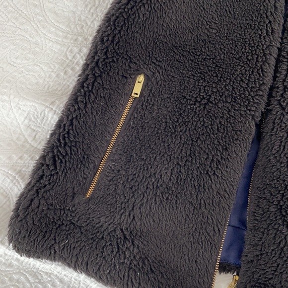 J.crew fleece vest - Picture 2 of 6